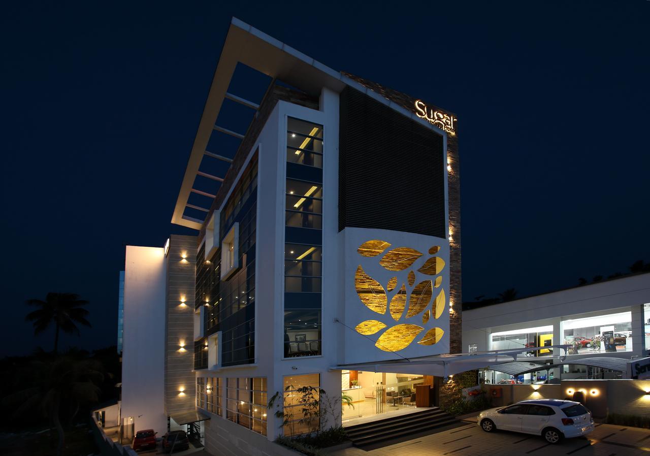 蜜糖商务酒店 Kochi 外观 照片